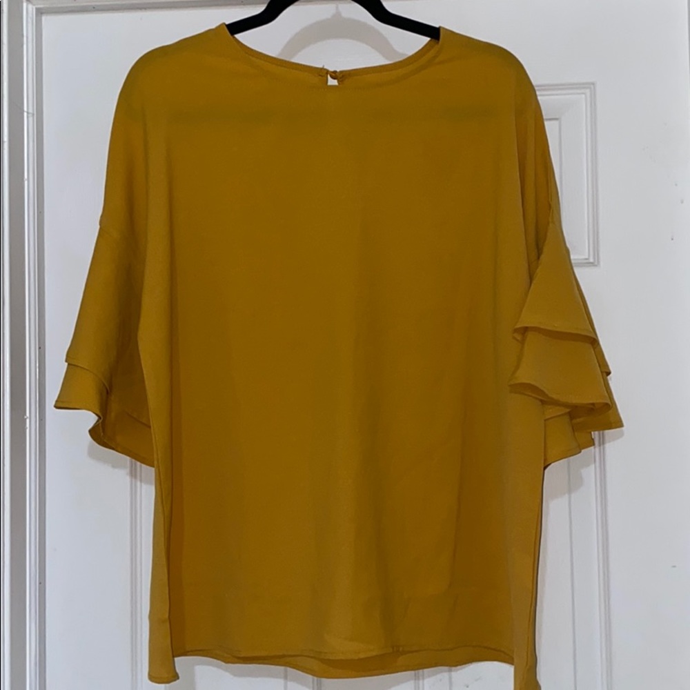 luvamia Mid Length Bell Sleeved Top Yellow XL